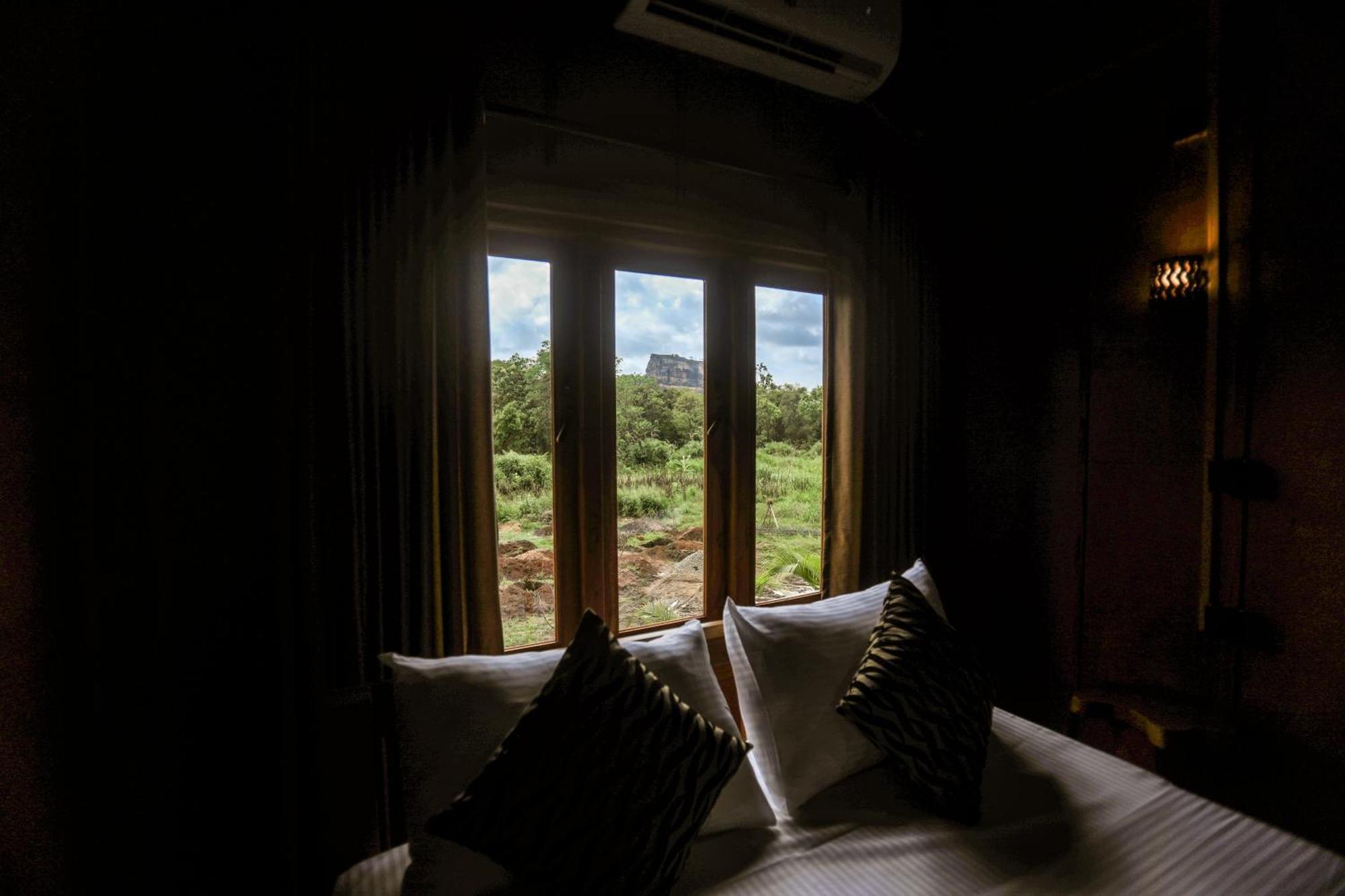 Lion Wood Treehouse Villa Talkote Eksteriør bilde