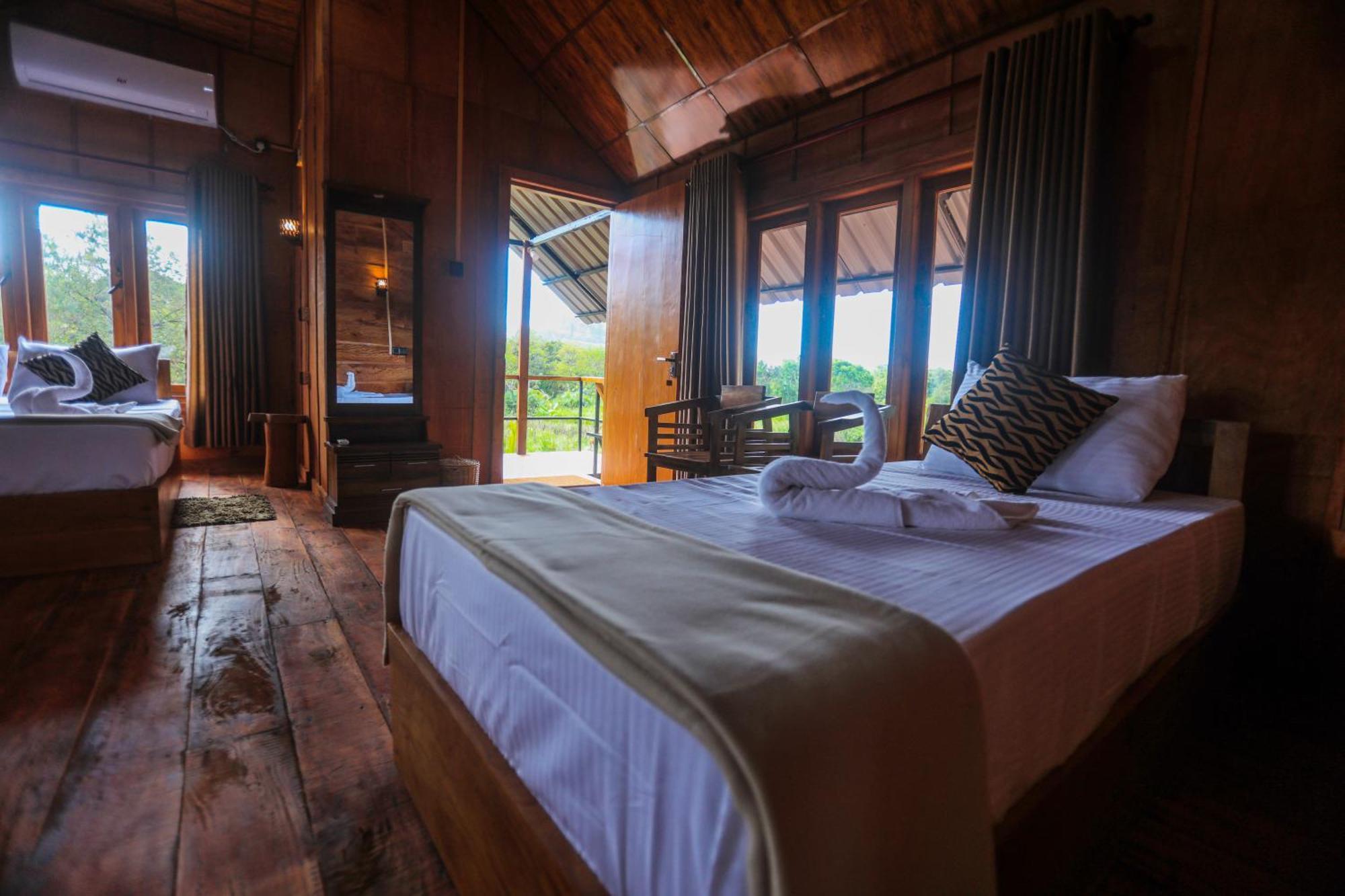Lion Wood Treehouse Villa Talkote Eksteriør bilde