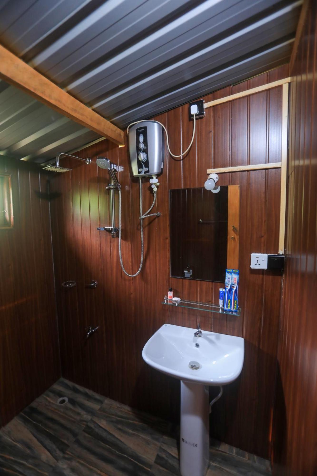 Lion Wood Treehouse Villa Talkote Eksteriør bilde