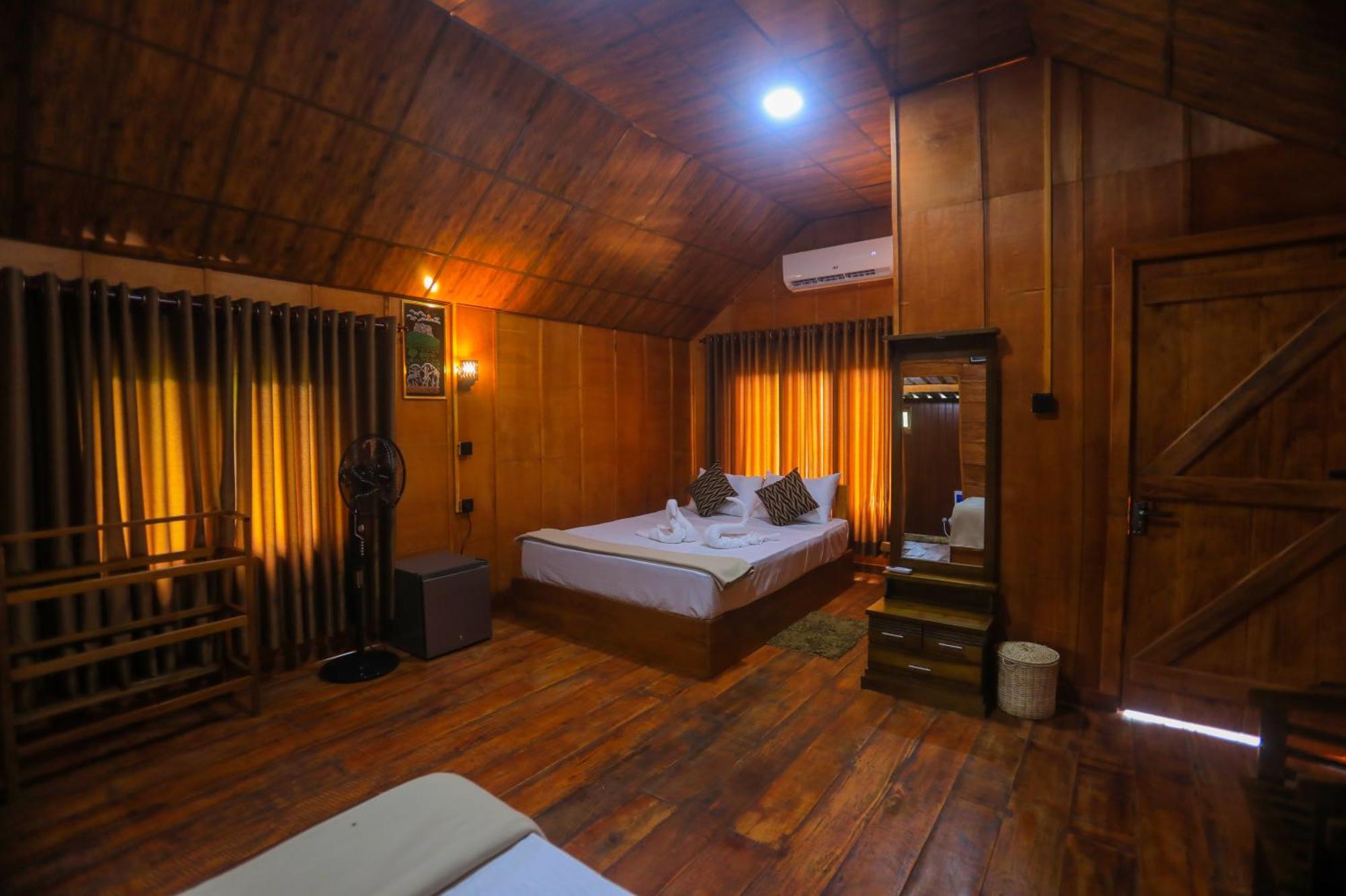 Lion Wood Treehouse Villa Talkote Eksteriør bilde