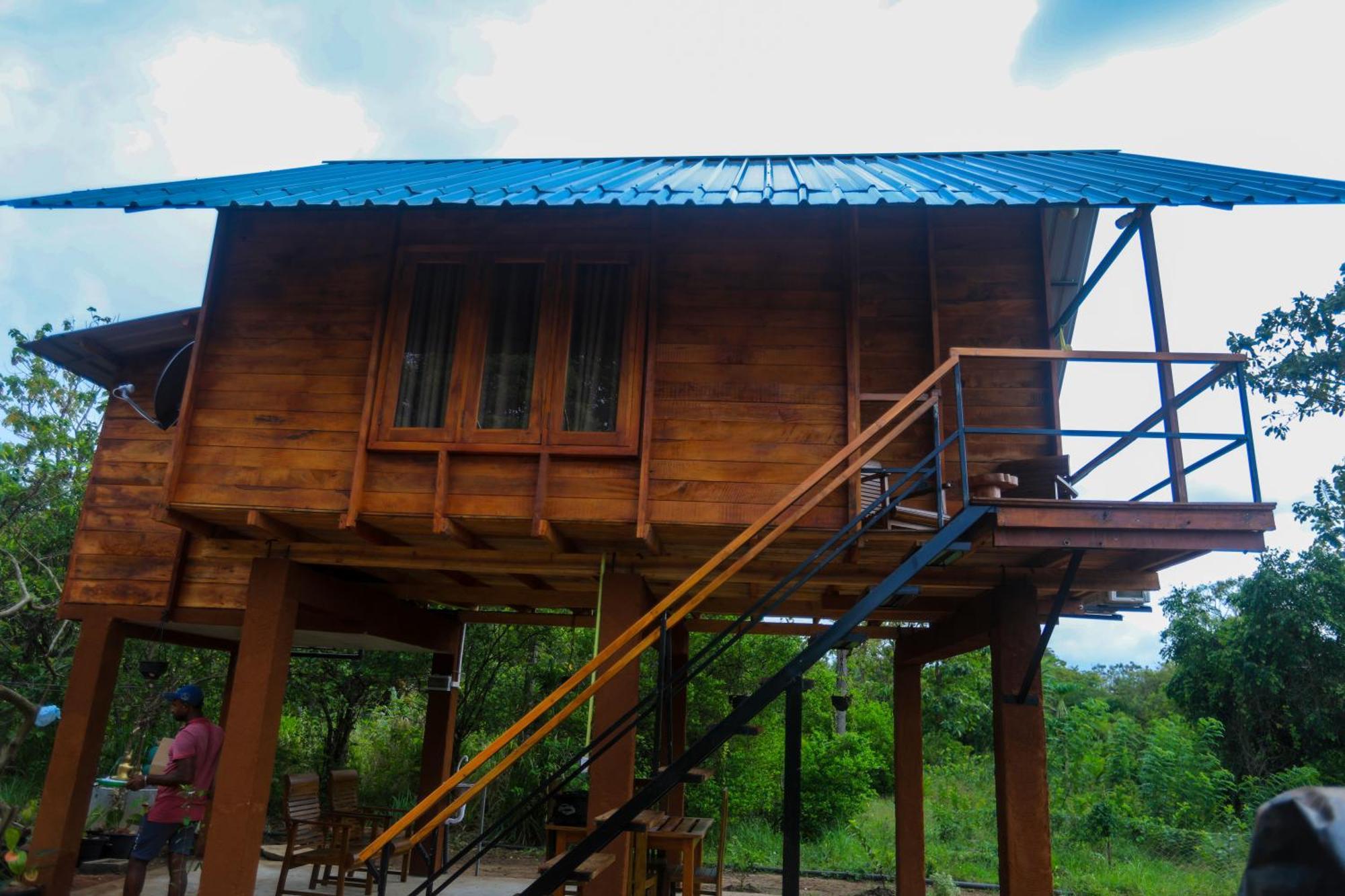 Lion Wood Treehouse Villa Talkote Eksteriør bilde