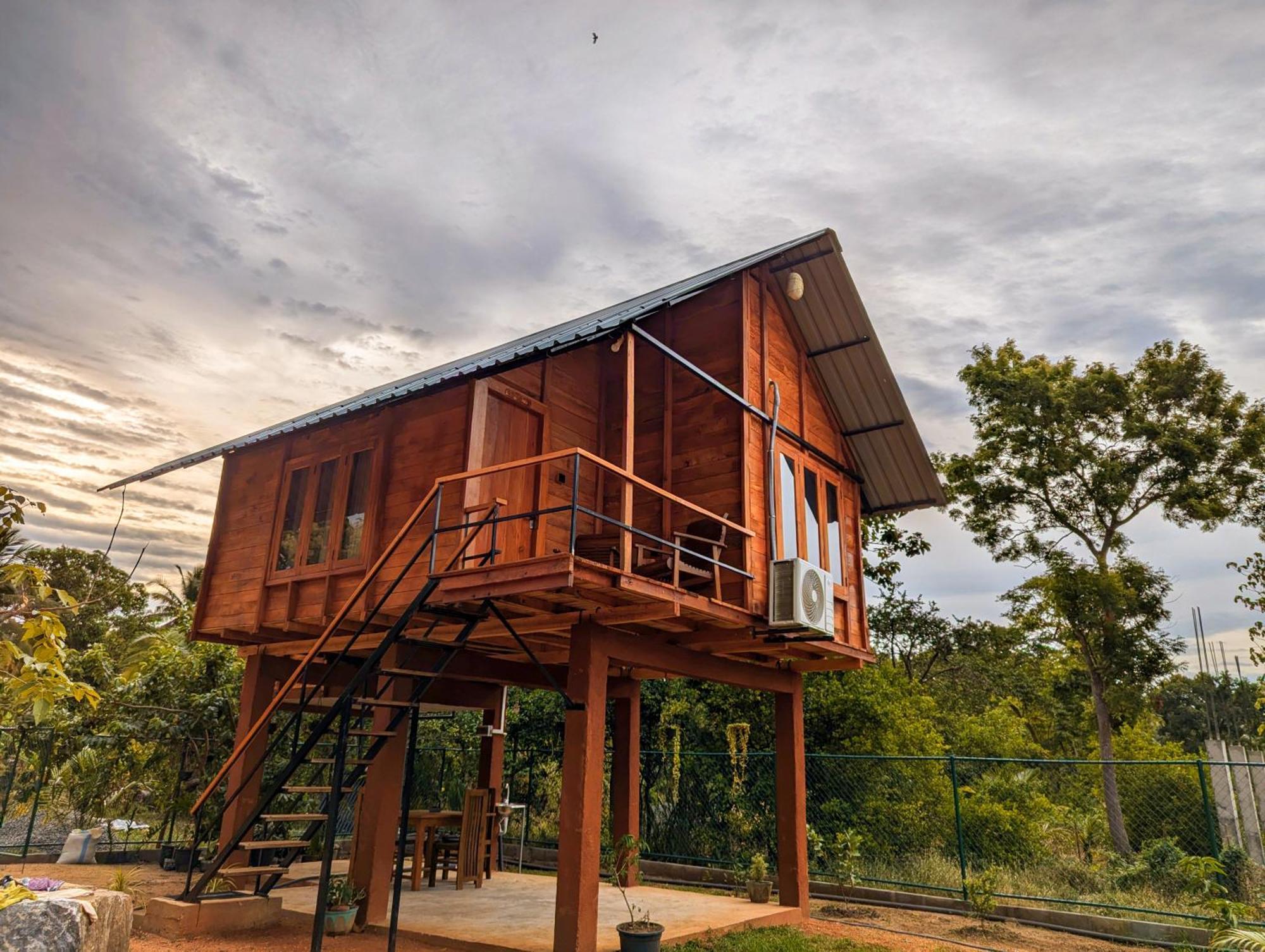 Lion Wood Treehouse Villa Talkote Eksteriør bilde
