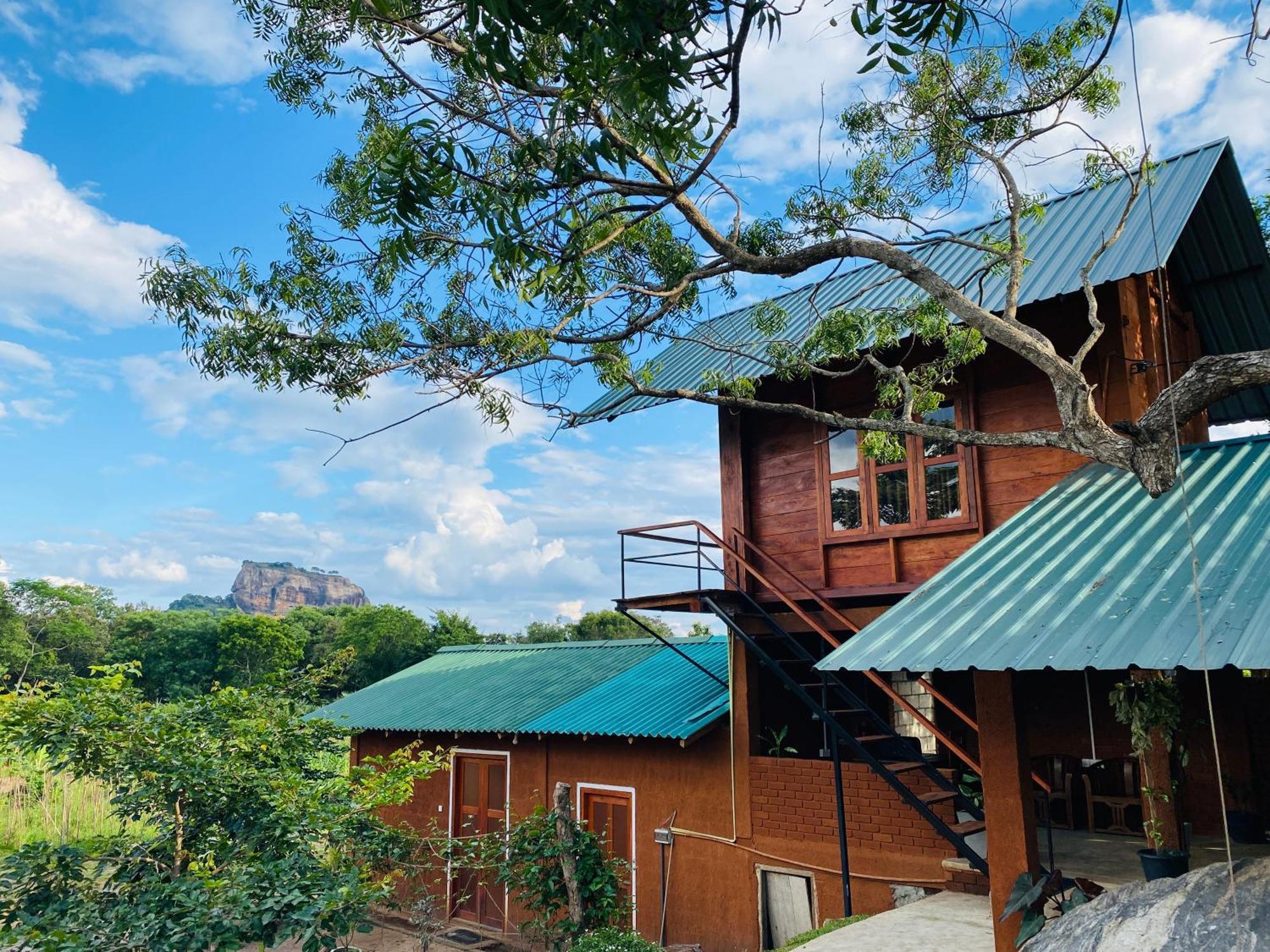Lion Wood Treehouse Villa Talkote Eksteriør bilde